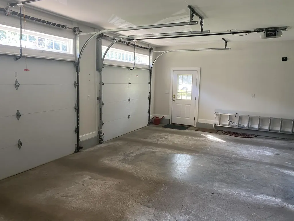 17 Hillside Drive Veazie ME 04401