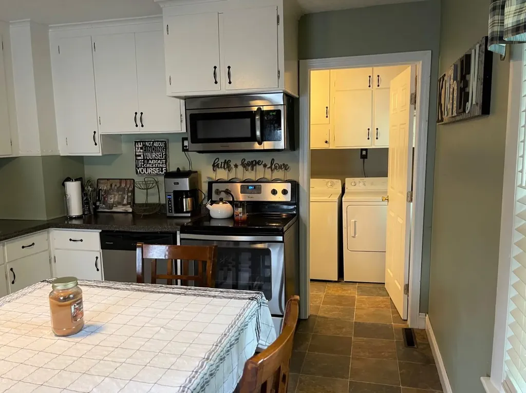 3 Moulton Court Sanford ME 04073