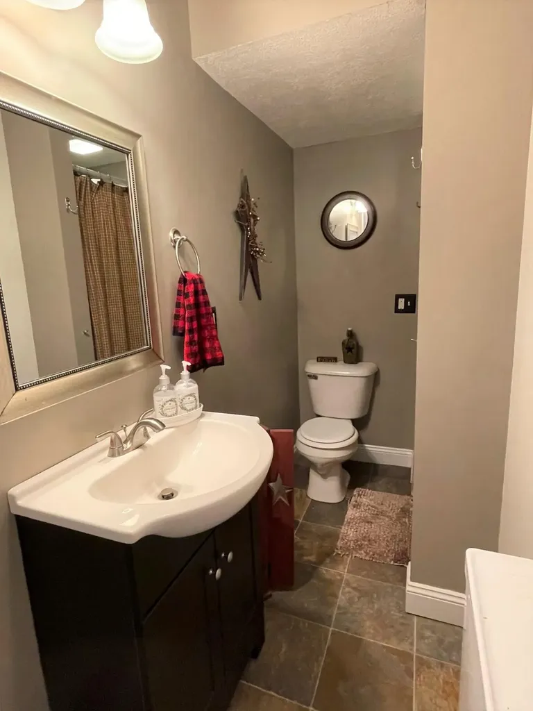 3 Moulton Court Sanford ME 04073