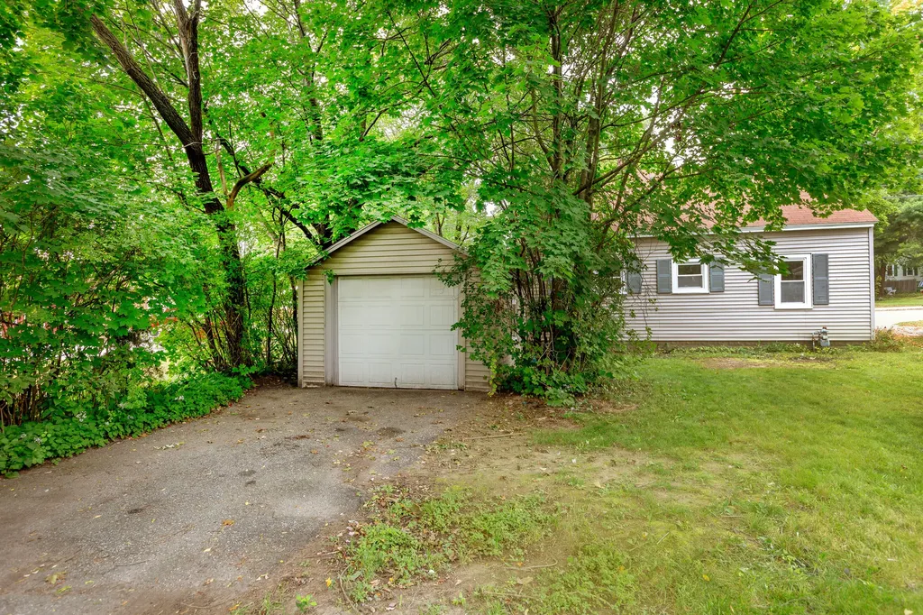 342 Minot Avenue Auburn ME 04210