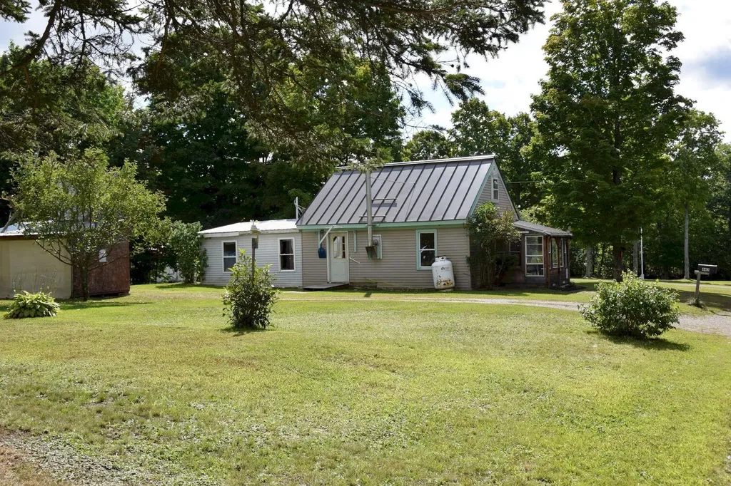 443 Eaton Hill Road Solon ME 04979