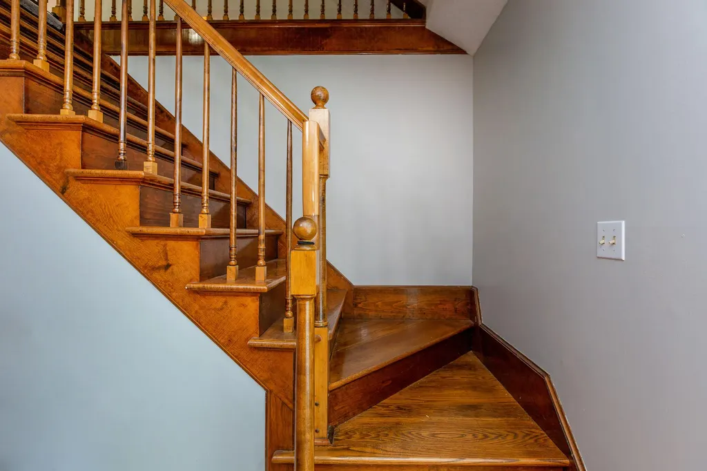 360 Grove Street Lewiston ME 04240