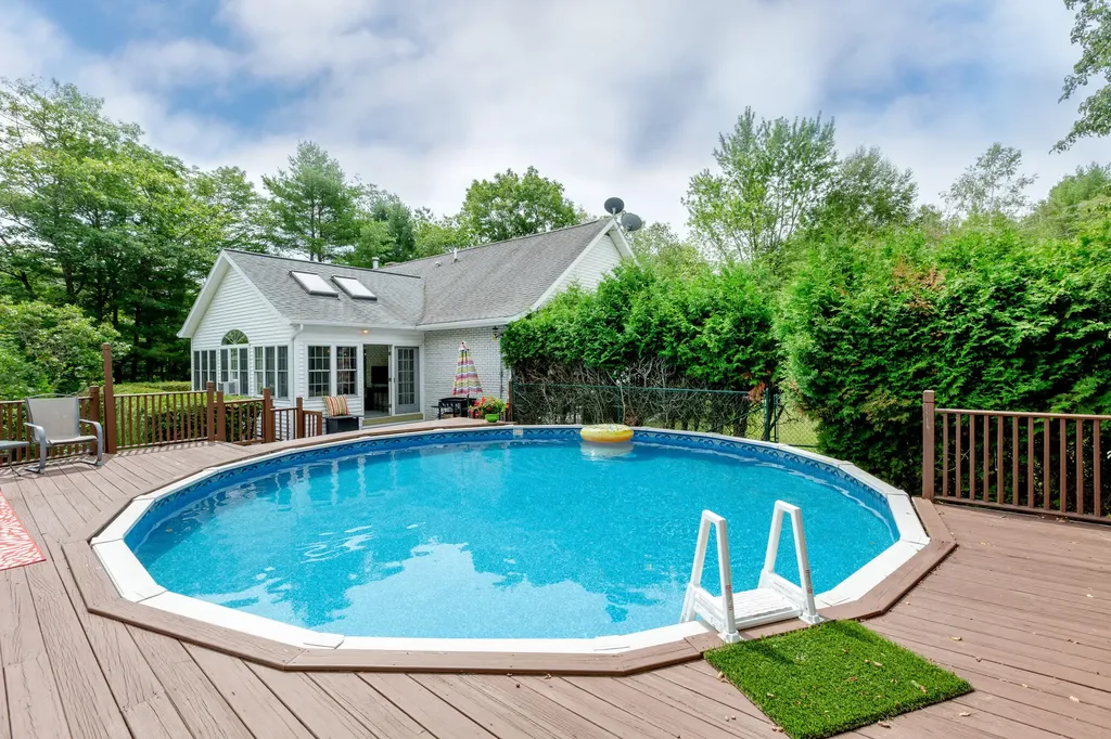 360 Grove Street Lewiston ME 04240