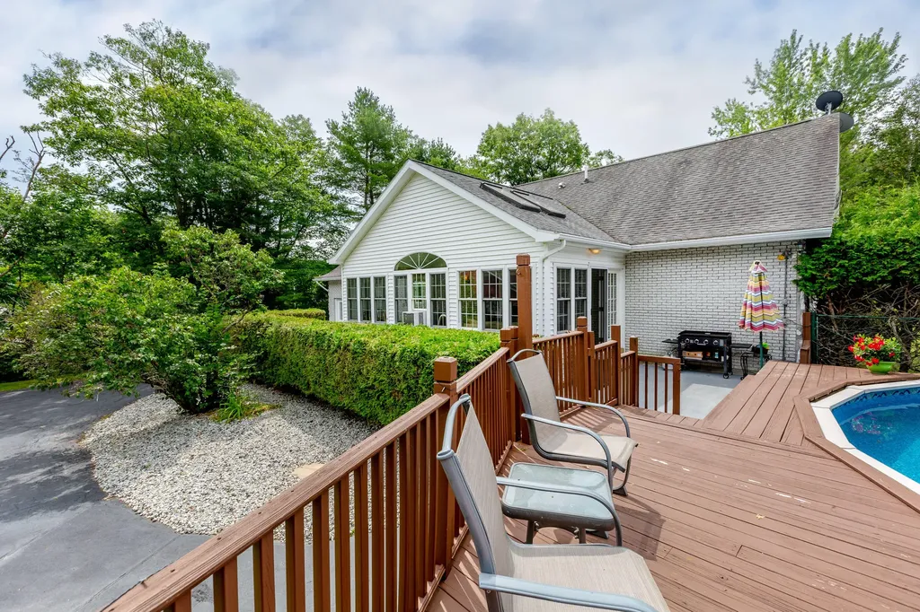 360 Grove Street Lewiston ME 04240