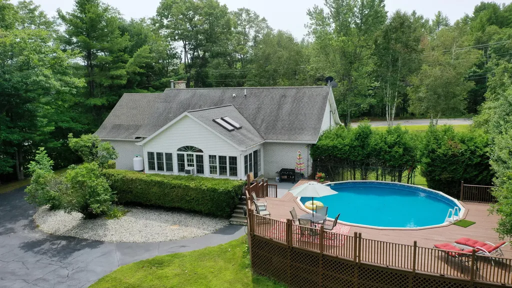 360 Grove Street Lewiston ME 04240