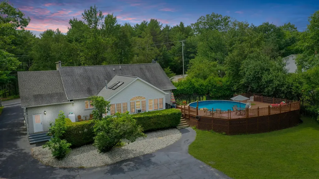 360 Grove Street Lewiston ME 04240
