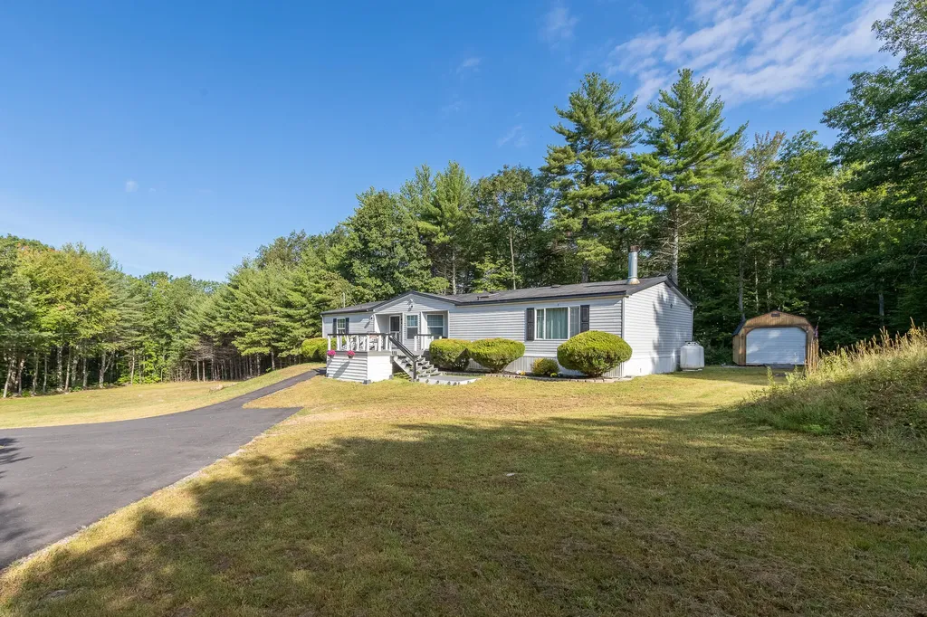 44 Sam Wentworth Road Lebanon ME 04027