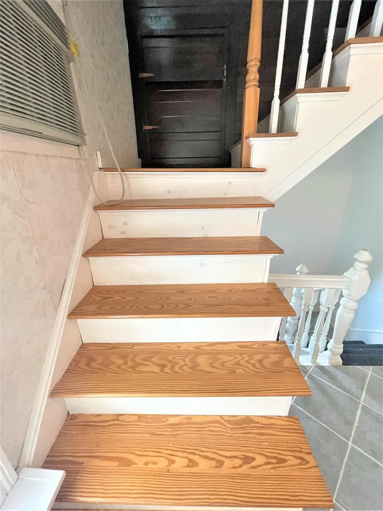 73 Whitman Street Mexico ME 04257