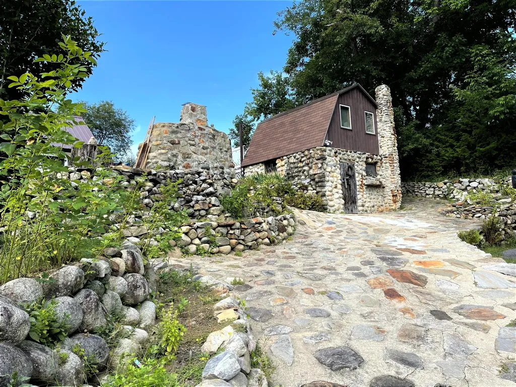73 Whitman Street Mexico ME 04257