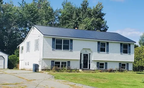 52 Pine Street Milford ME 04461