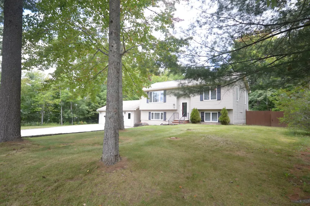 19 Shannon Drive Bangor ME 04401
