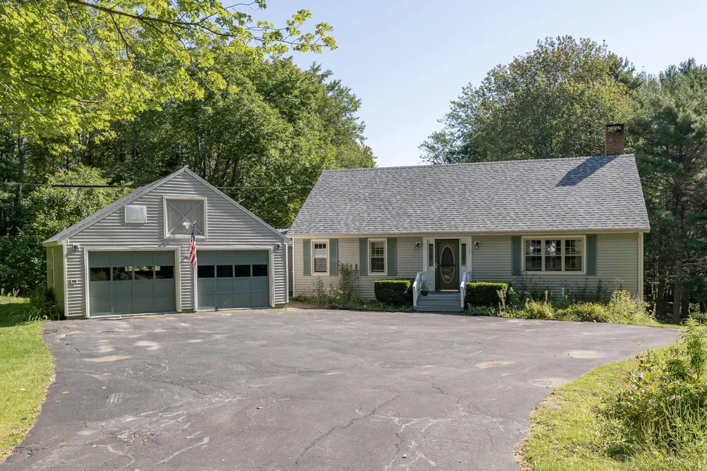 390 Main Road Phippsburg ME 04562