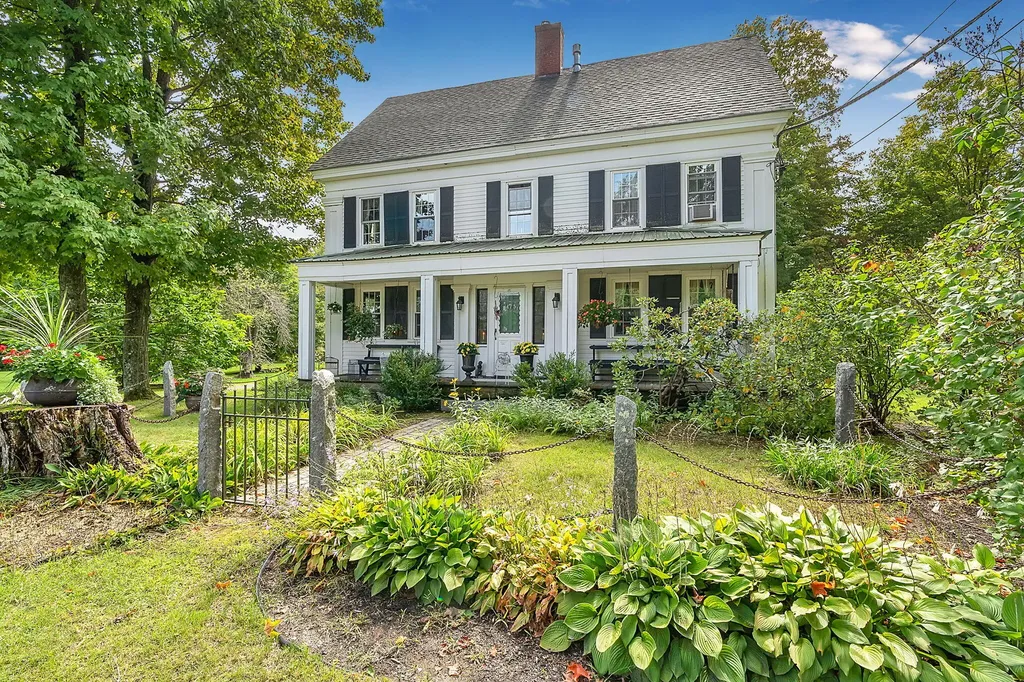 475 Turner Center Road Turner ME 04282