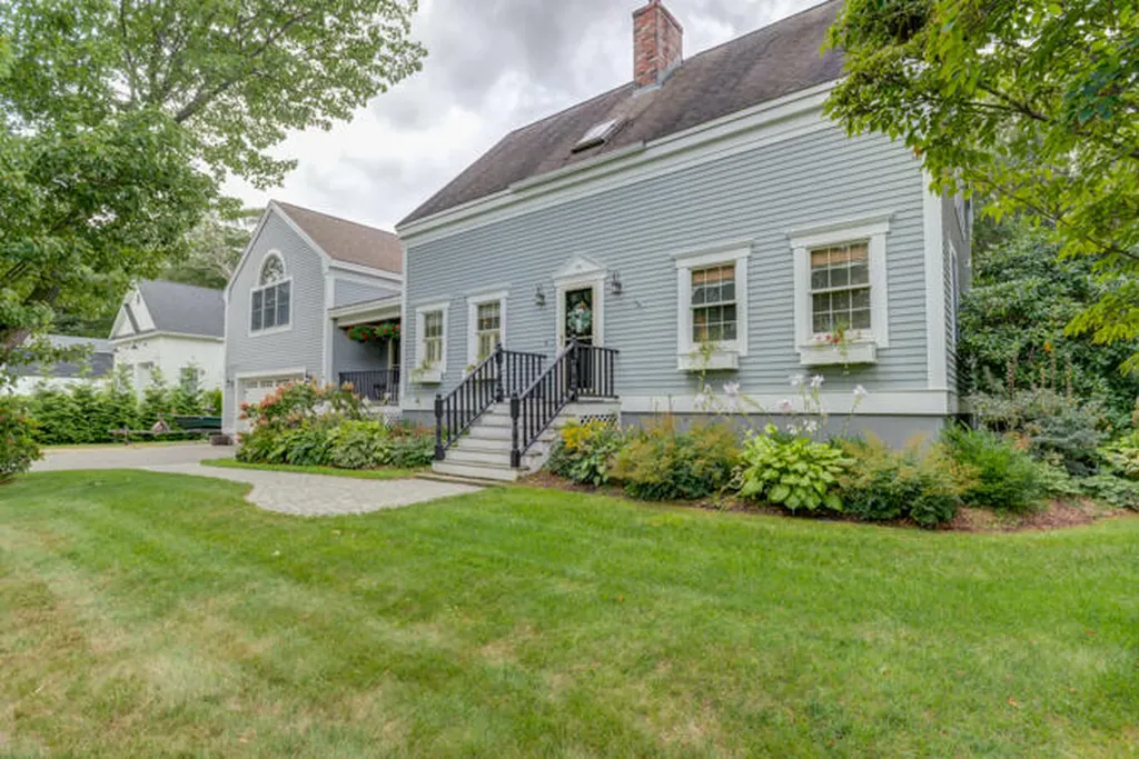 9 Fishers Lane Kennebunkport ME 04046