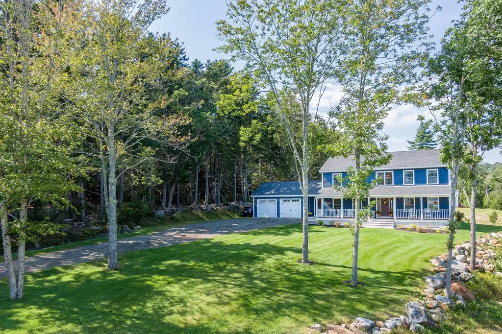 32 Old Stone Road Lincolnville ME 04849