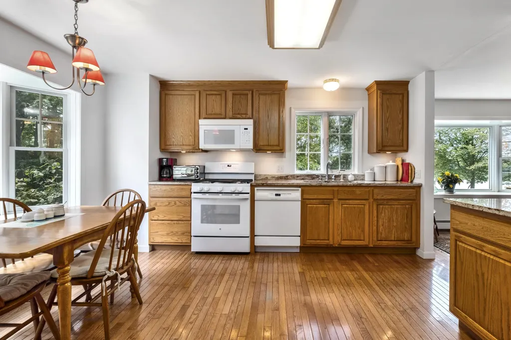 69 Spring Lane Saint George ME 04860