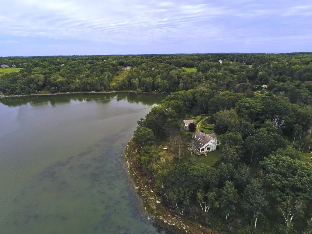 69 Spring Lane Saint George ME 04860