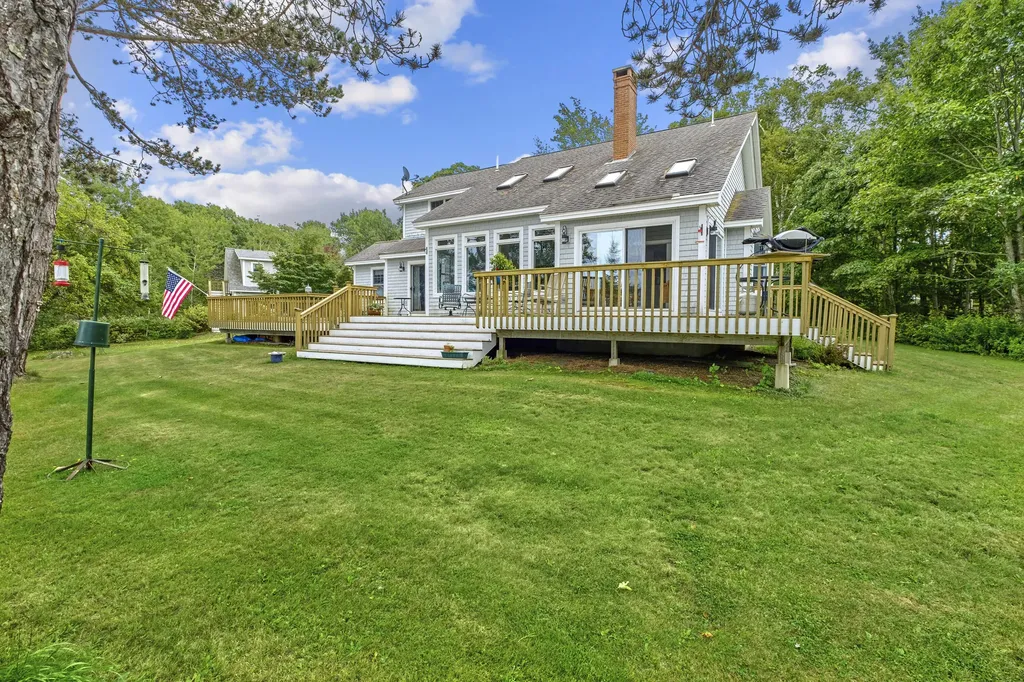 69 Spring Lane Saint George ME 04860