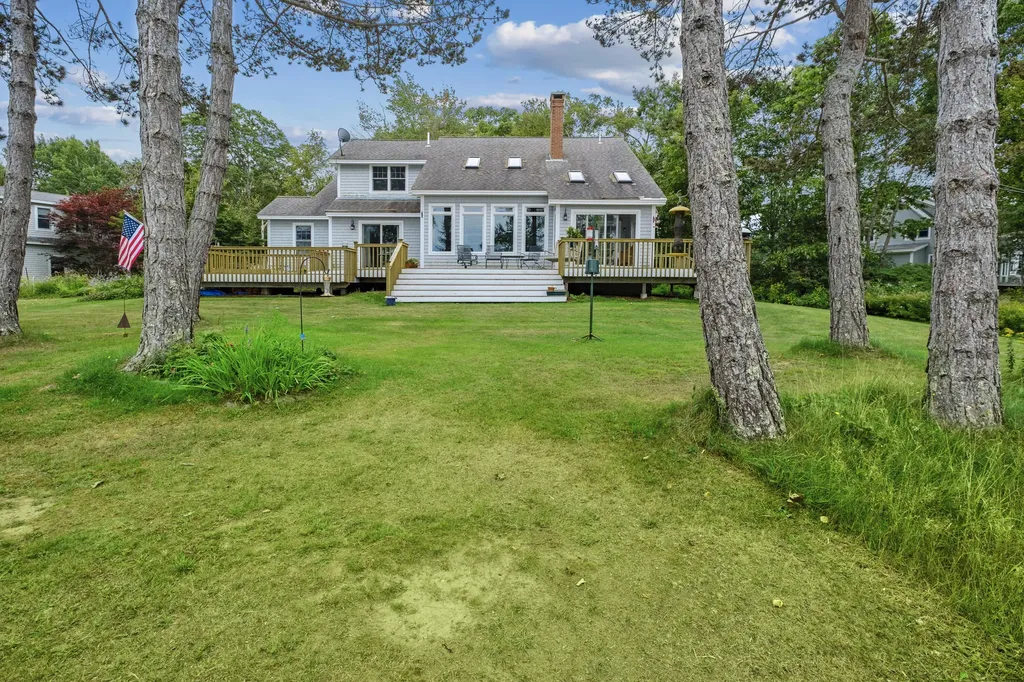 69 Spring Lane Saint George ME 04860