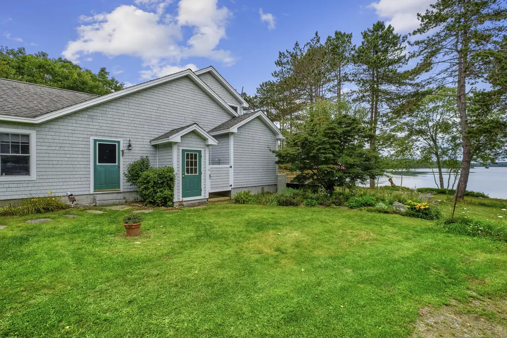 69 Spring Lane Saint George ME 04860