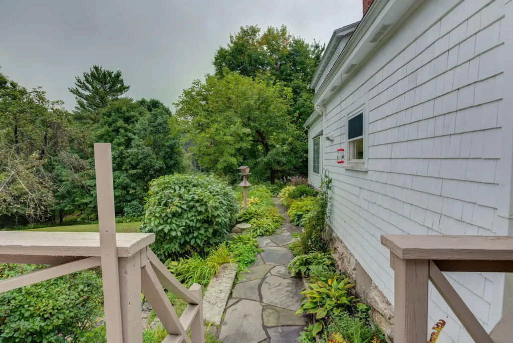 304 Quaker Ridge Road Casco ME 04015