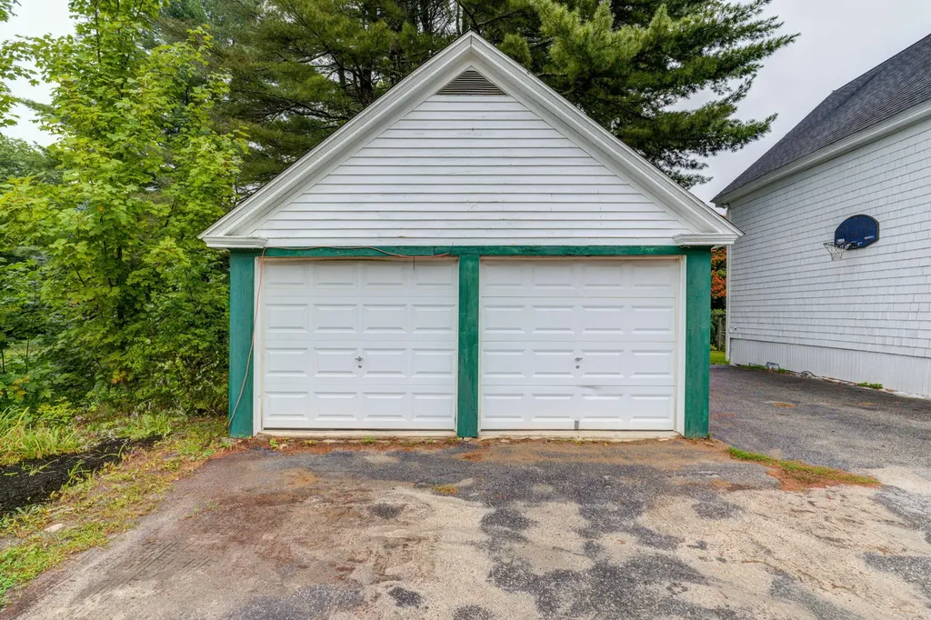 304 Quaker Ridge Road Casco ME 04015