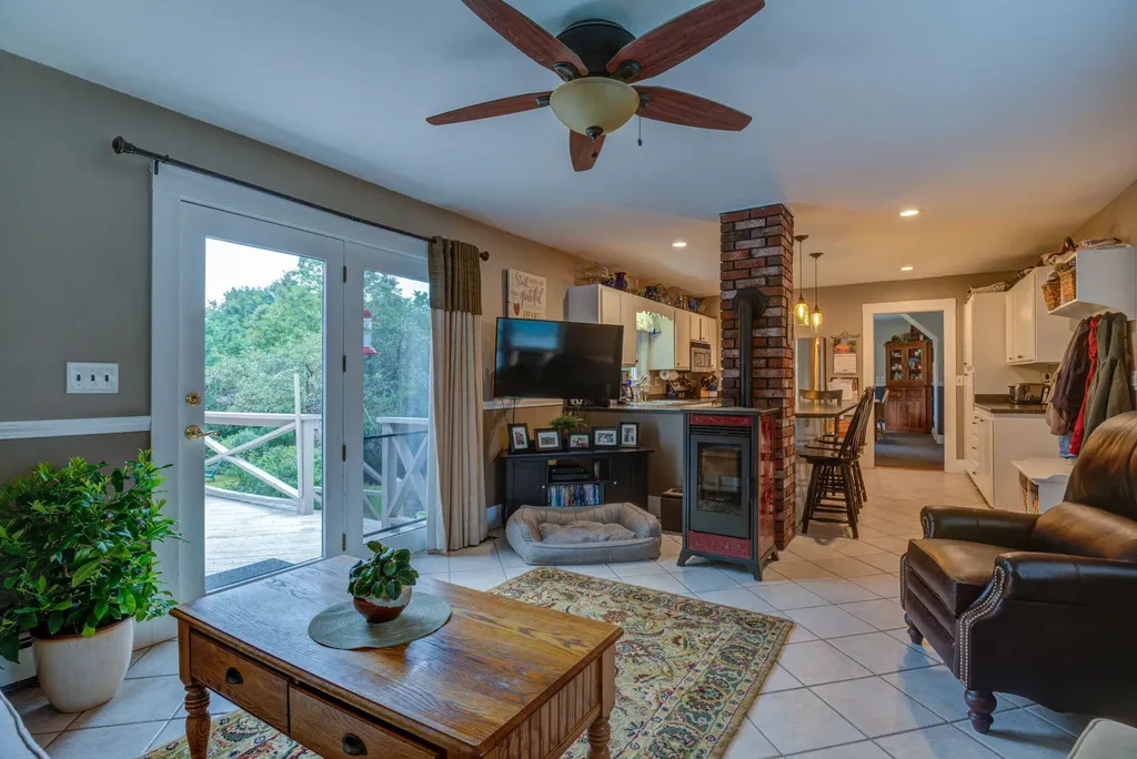 304 Quaker Ridge Road Casco ME 04015