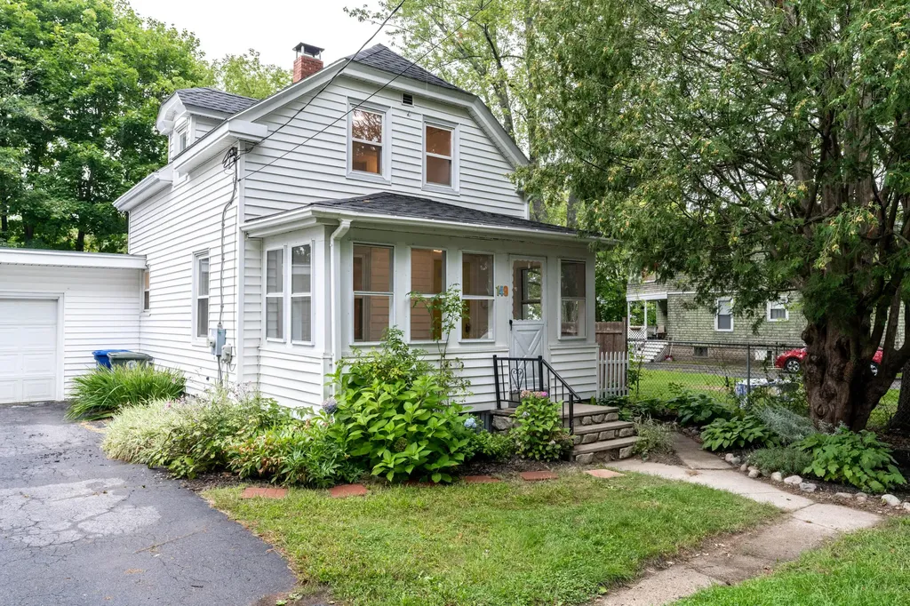 149 Central Street Westbrook ME 04092