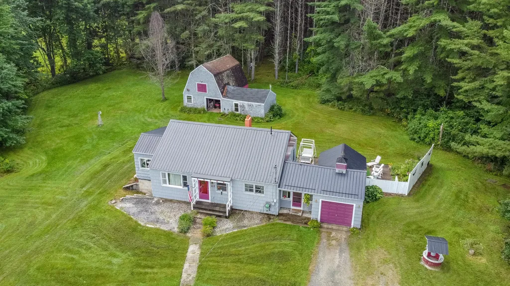 127 Winthrop Center Road Winthrop ME 04364