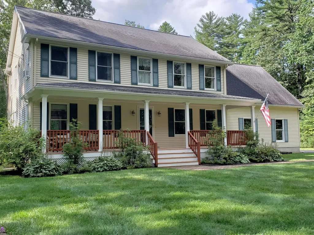 537 Wire Road Wells ME 04090