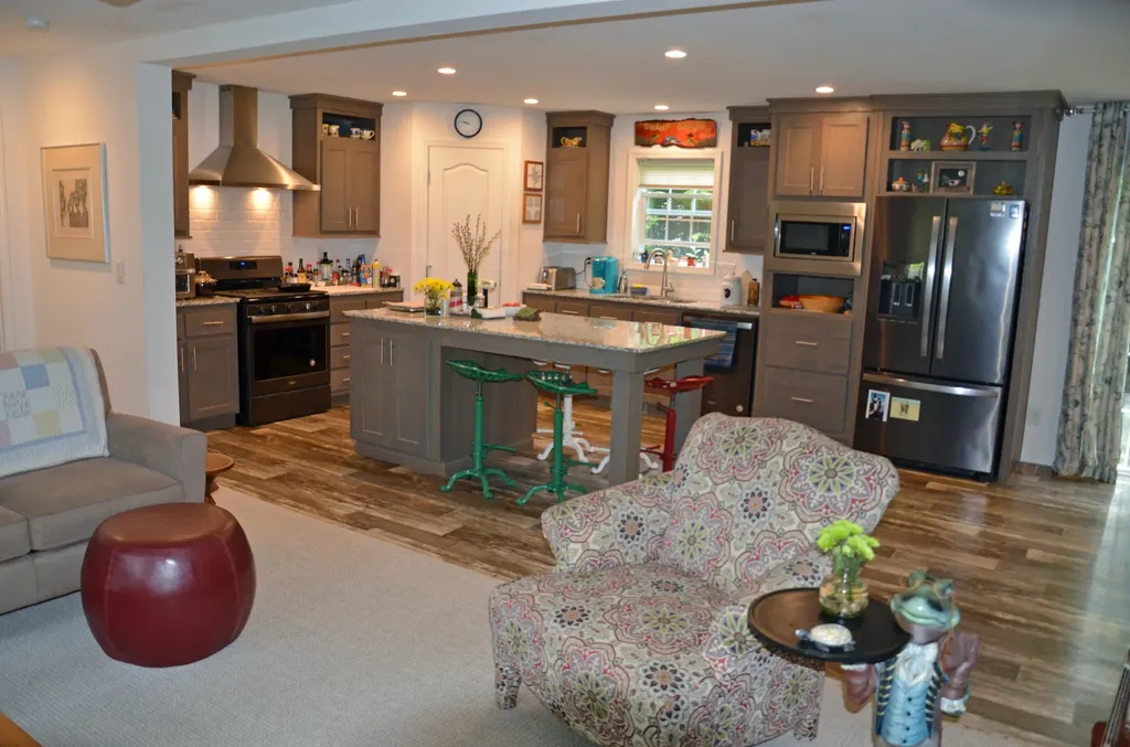 60 Rayville Road Otisfield ME 04270