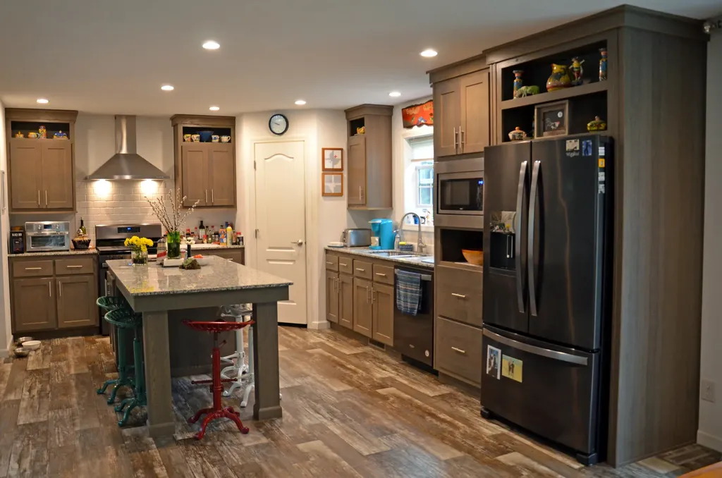 60 Rayville Road Otisfield ME 04270