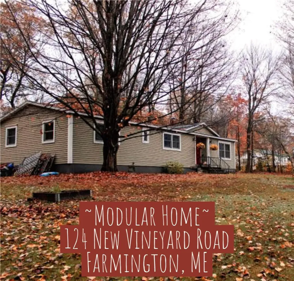 124 New Vineyard Road Farmington ME 04938