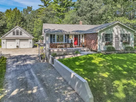 491 River Road Topsham ME 04086