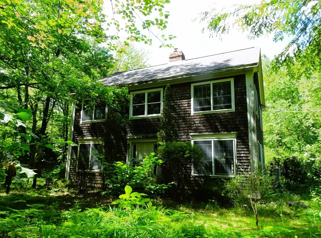284 Webbs Mills Road Raymond ME 04071