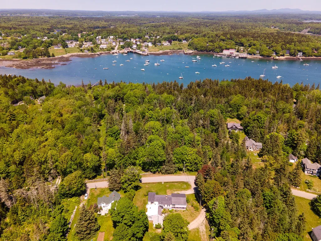 169 Harts Neck Road Saint George ME 04860