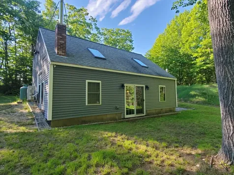 407 Hebron Road Paris ME 04281