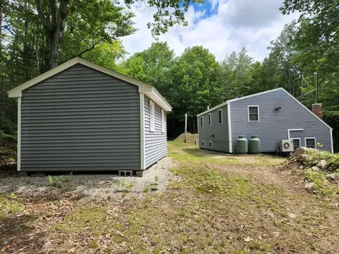 407 Hebron Road Paris ME 04281