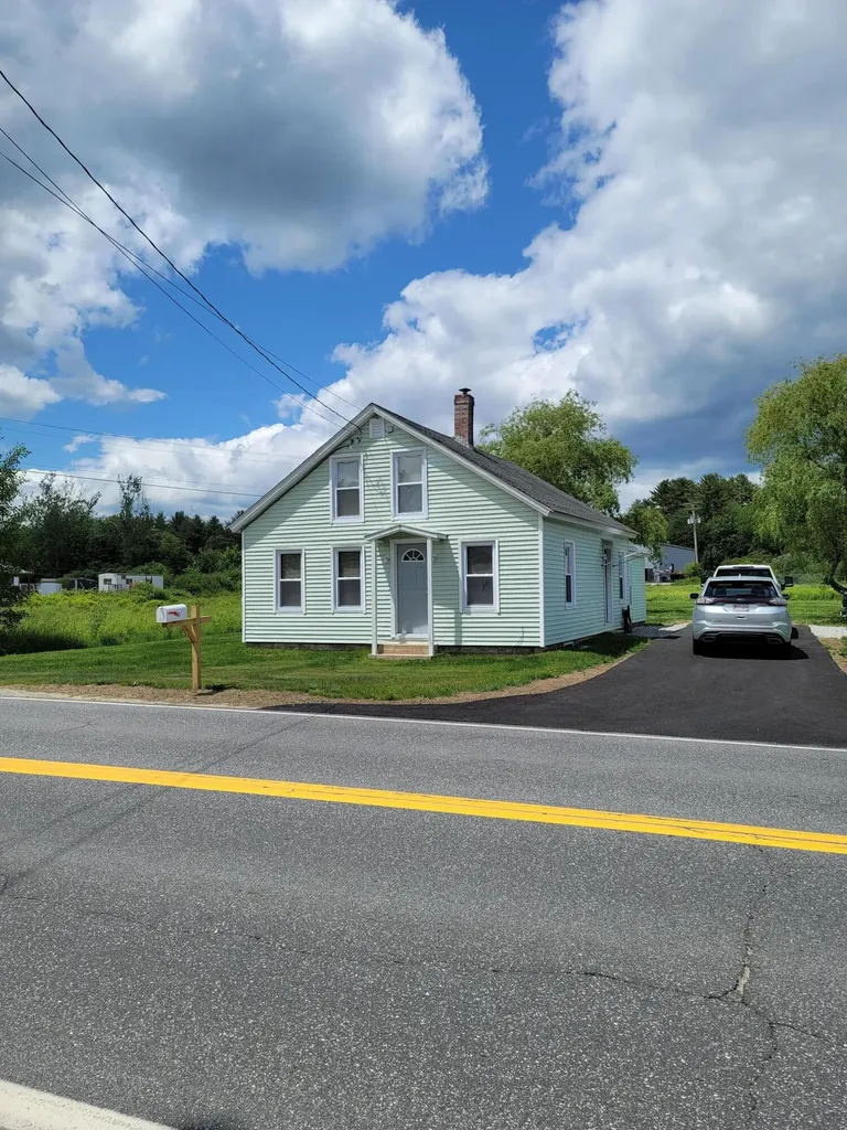 40 Mechanic Falls Road Oxford ME 04270