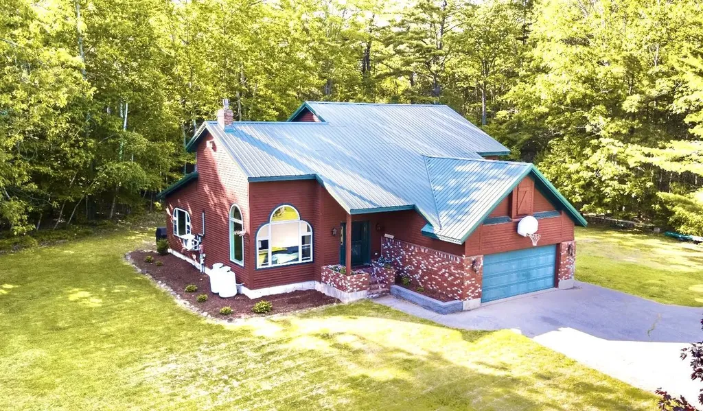 372 Center Drive Orrington ME 04474