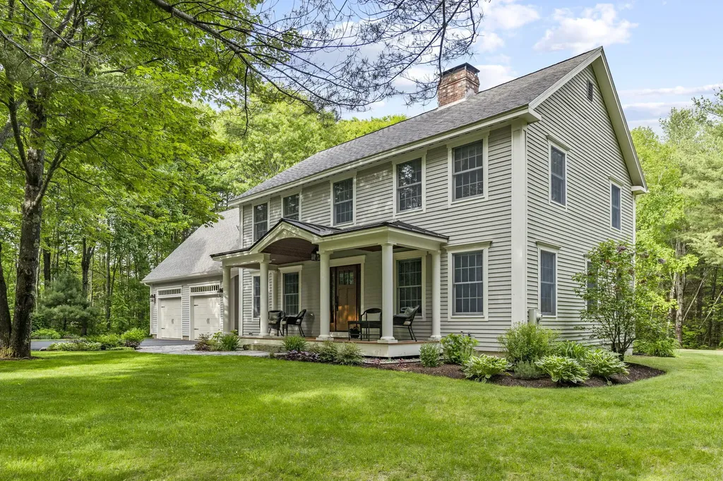 12 Terison Drive Falmouth ME 04105