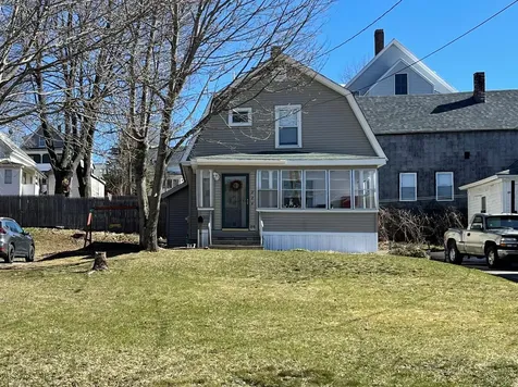 224 Maple Street Rumford ME 04276