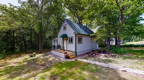 7 Flanders Road Northport ME 04849