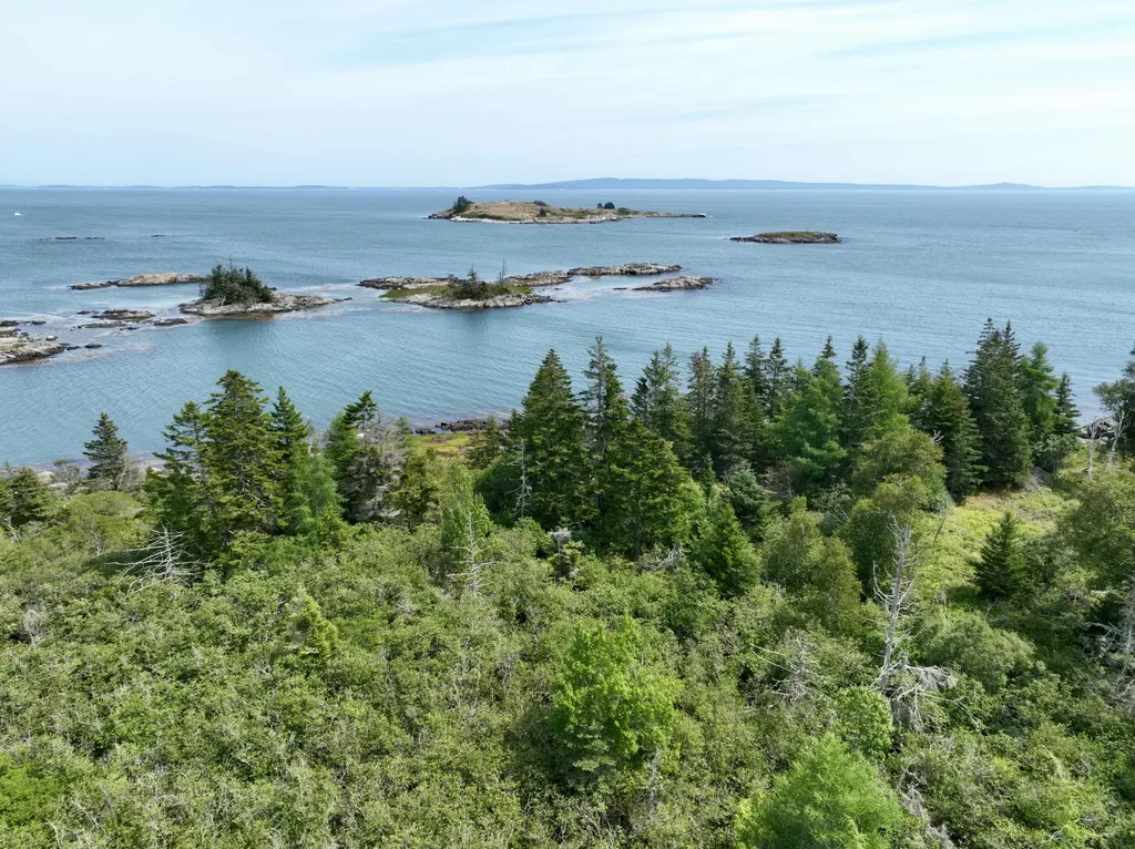 0 Smith Harbor Road Lot 2 Road SE Vinalhaven ME 04863