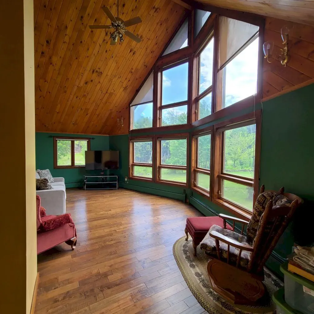 32 Sicotte Road Peru ME 04290
