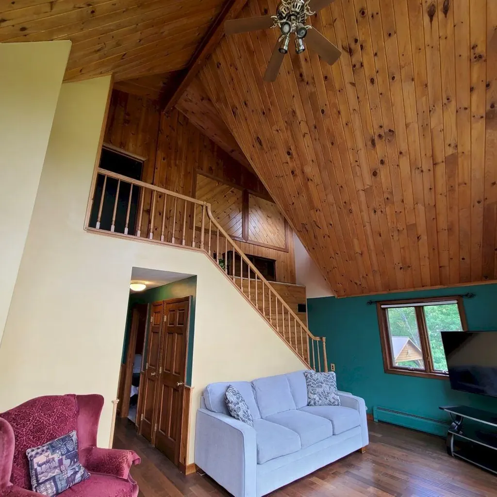 32 Sicotte Road Peru ME 04290