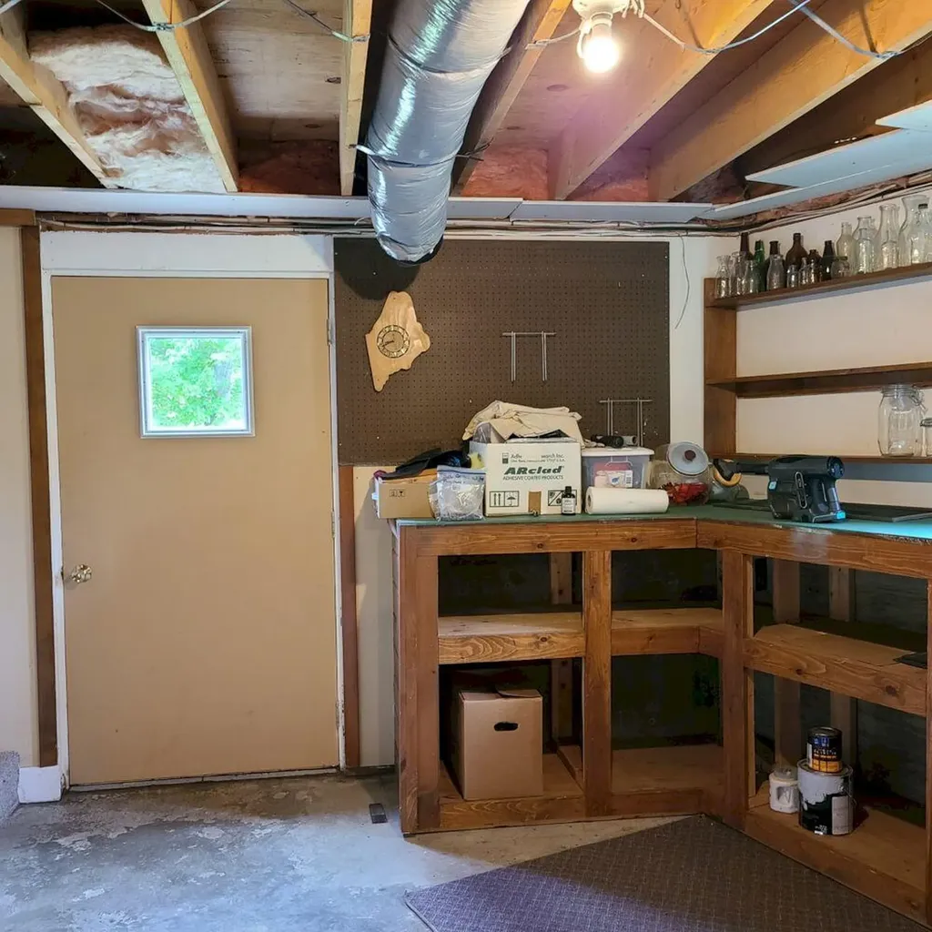 32 Sicotte Road Peru ME 04290