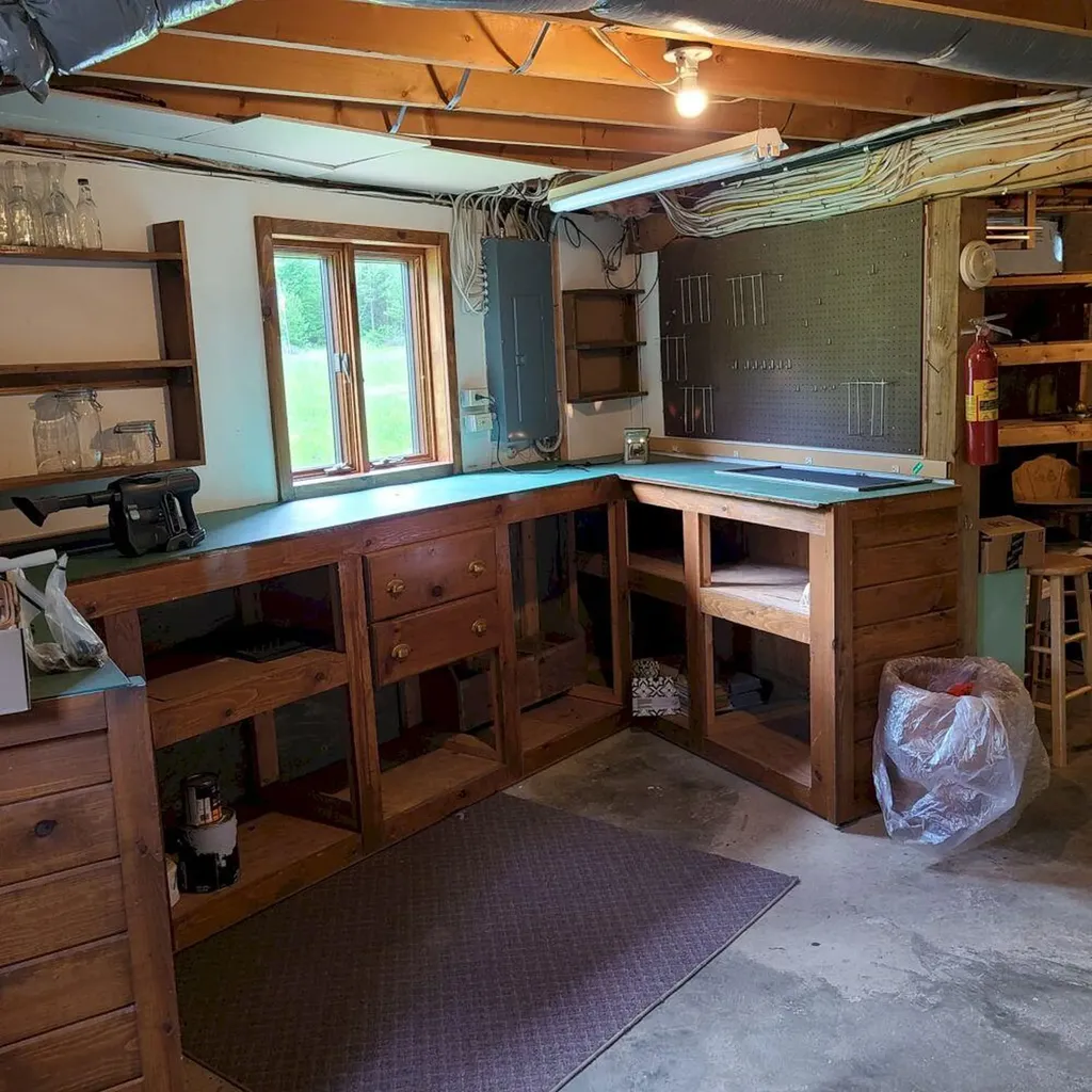 32 Sicotte Road Peru ME 04290