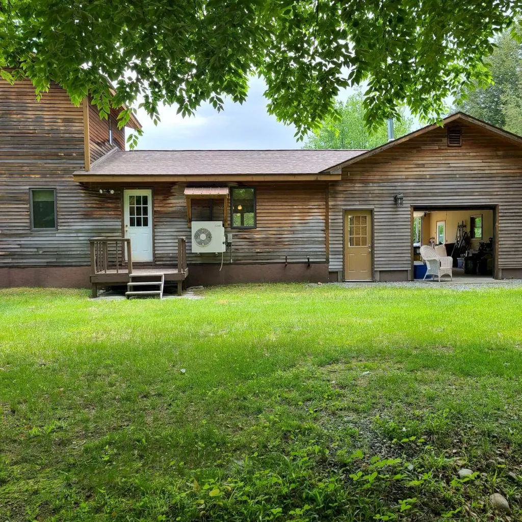 32 Sicotte Road Peru ME 04290