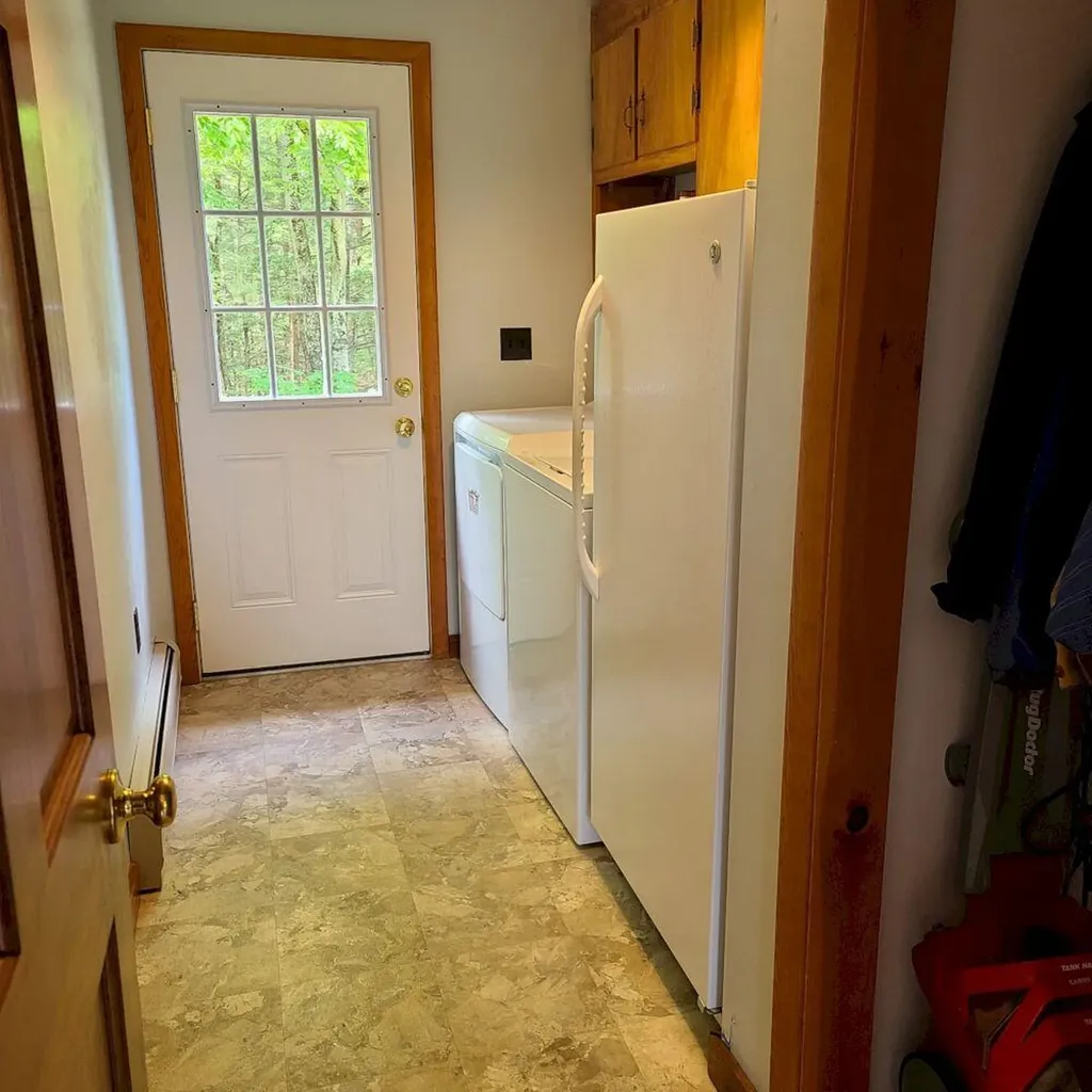32 Sicotte Road Peru ME 04290